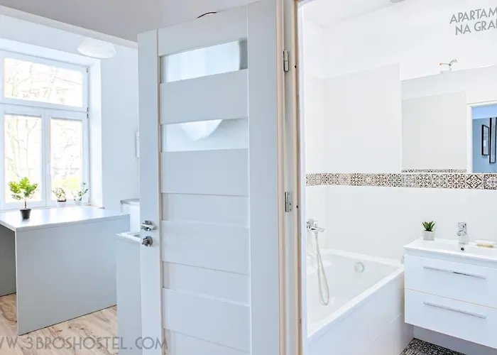 Apartment Na Granicy / On The Border *